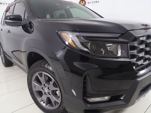 Used 2024 Honda Passport TrailSport image 16