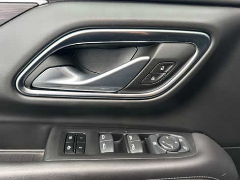 Used 2024 Chevrolet Tahoe LT image 11