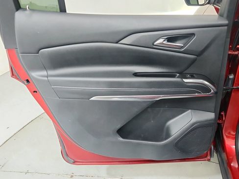 Used 2024 Chevrolet Traverse LT w/ LPO, Floor Liner Package FWD image 22
