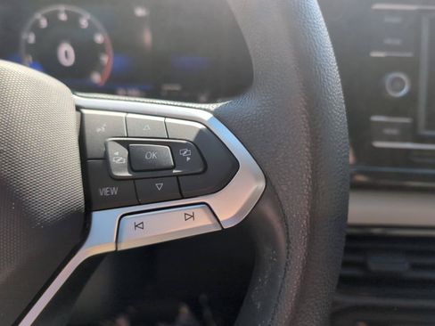 Used 2022 Volkswagen Taos S FWD image 19