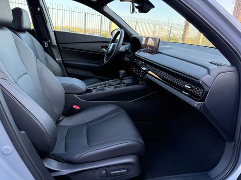 Used 2025 Honda Accord Sport image 22