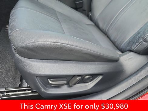 Used 2025 Toyota Camry XSE image 34