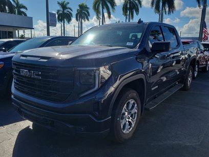 Used 2023 GMC Sierra 1500 Elevation w/ LPO, Elevation Black Package