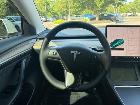 Used 2023 Tesla Model 3 Standard Range RWD image 14