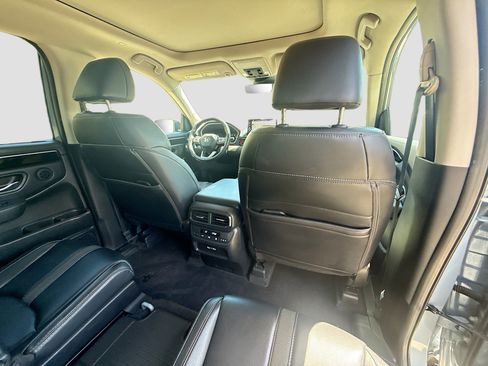 Certified 2023 Honda Pilot Touring image 30