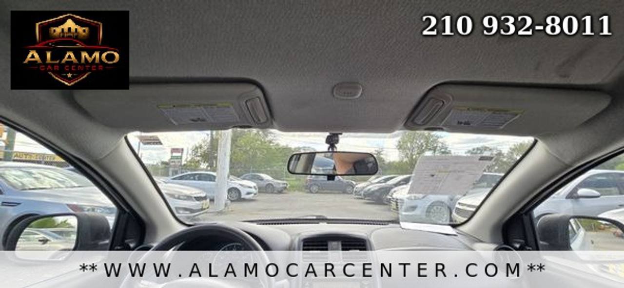 Used 2015 Nissan Versa S Plus FWD image 34