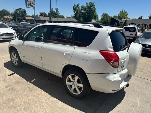 Used 2006 Toyota RAV4 Limited AWD/4WD image 7