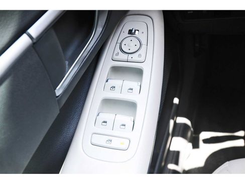 Used 2023 Hyundai Sonata SE FWD image 20