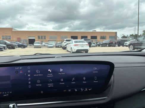 Used 2024 Buick Envision Preferred AWD/4WD image 16