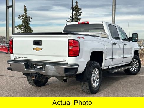 Used 2018 Chevrolet Silverado 2500 W/T w/ WT Convenience Package image 3
