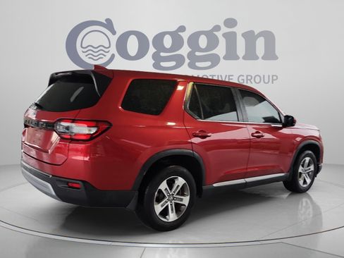 Used 2023 Honda Pilot EX-L image 5