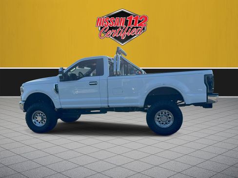 Used 2022 Ford F250 XL w/ Power Equipment Group AWD/4WD image 5