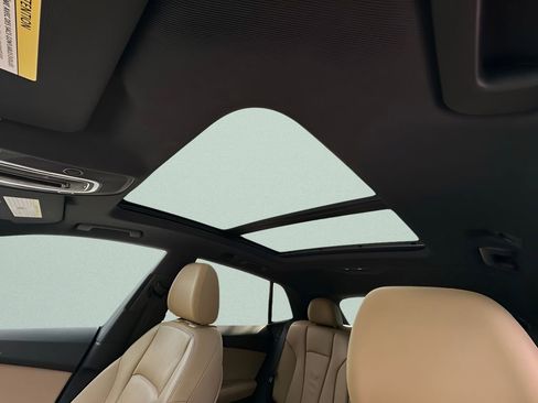 Used 2020 Audi Q8 Premium AWD/4WD image 21