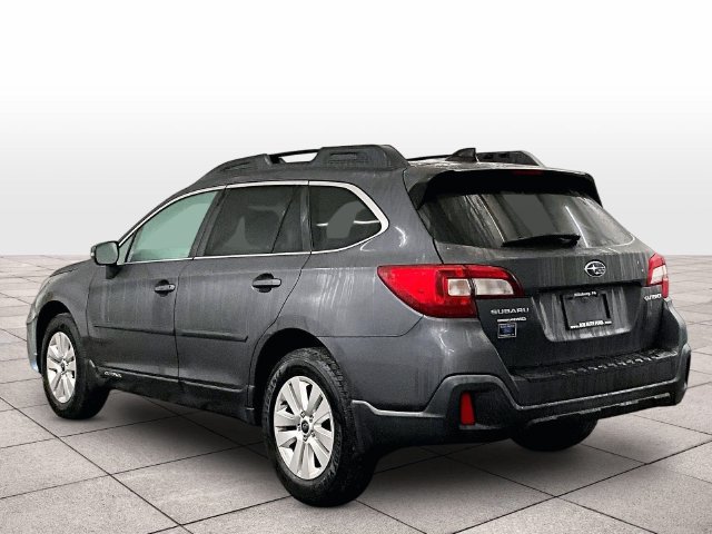 Used 2018 Subaru Outback 2.5i Premium AWD/4WD image 10