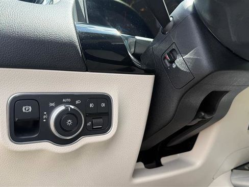 Used 2021 Mercedes-Benz GLA 250 4MATIC image 16