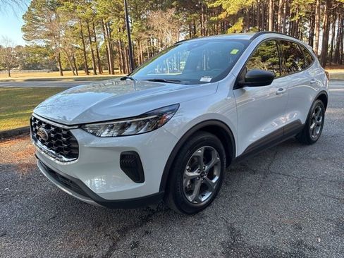 Used 2025 Ford Escape ST-Line image 7