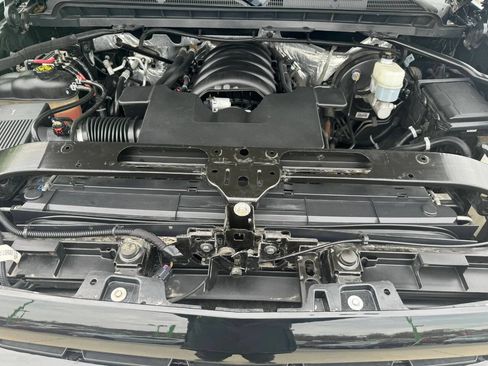 Used 2018 Chevrolet Silverado 1500 LT w/ All Star Edition image 20