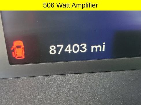 Used 2018 Chrysler Pacifica Touring-L w/ Premium Audio Group FWD image 13