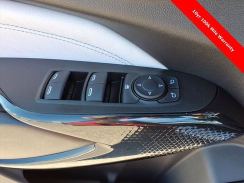 New 2026 Chevrolet Trax LT w/ Driver Confidence Package image 25