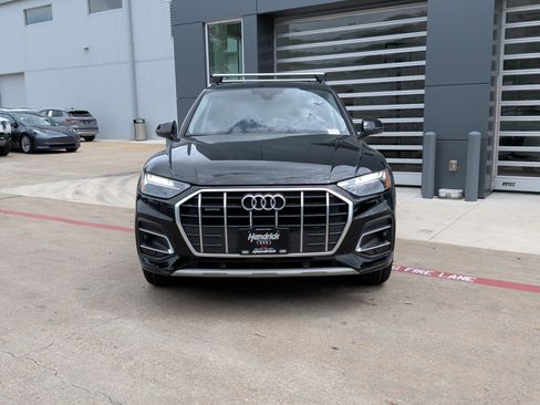 Certified 2023 Audi Q5 Premium w/ Convenience Package AWD/4WD image 3