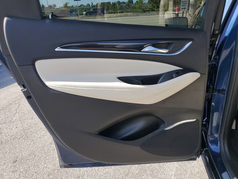 Used 2022 Buick Enclave Essence w/ Experience Buick Package image 14