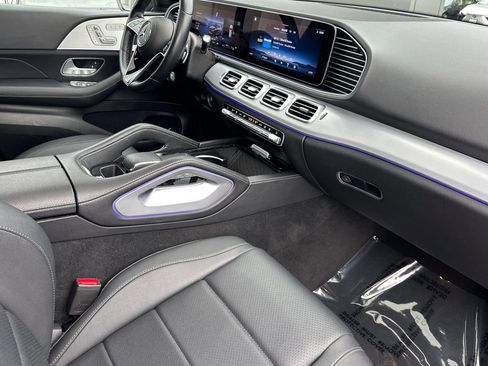 Used 2024 Mercedes-Benz GLE 450e 4MATIC image 32
