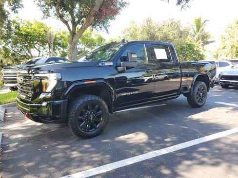 Certified 2024 GMC Sierra 2500 AT4 w/ AT4 Premium Plus Package AWD/4WD image 2