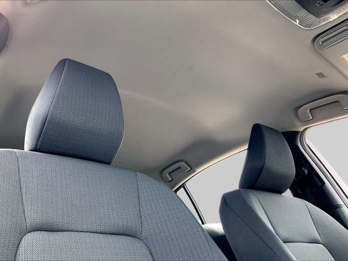 Used 2025 Toyota Prius LE FWD image 14