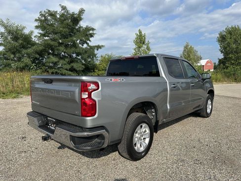 Used 2023 Chevrolet Silverado 1500 LT AWD/4WD image 12