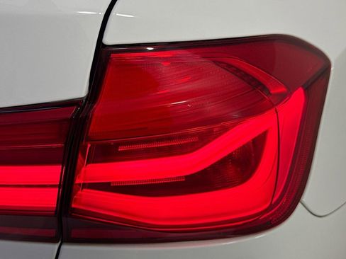 Used 2017 BMW 340i Sedan image 33