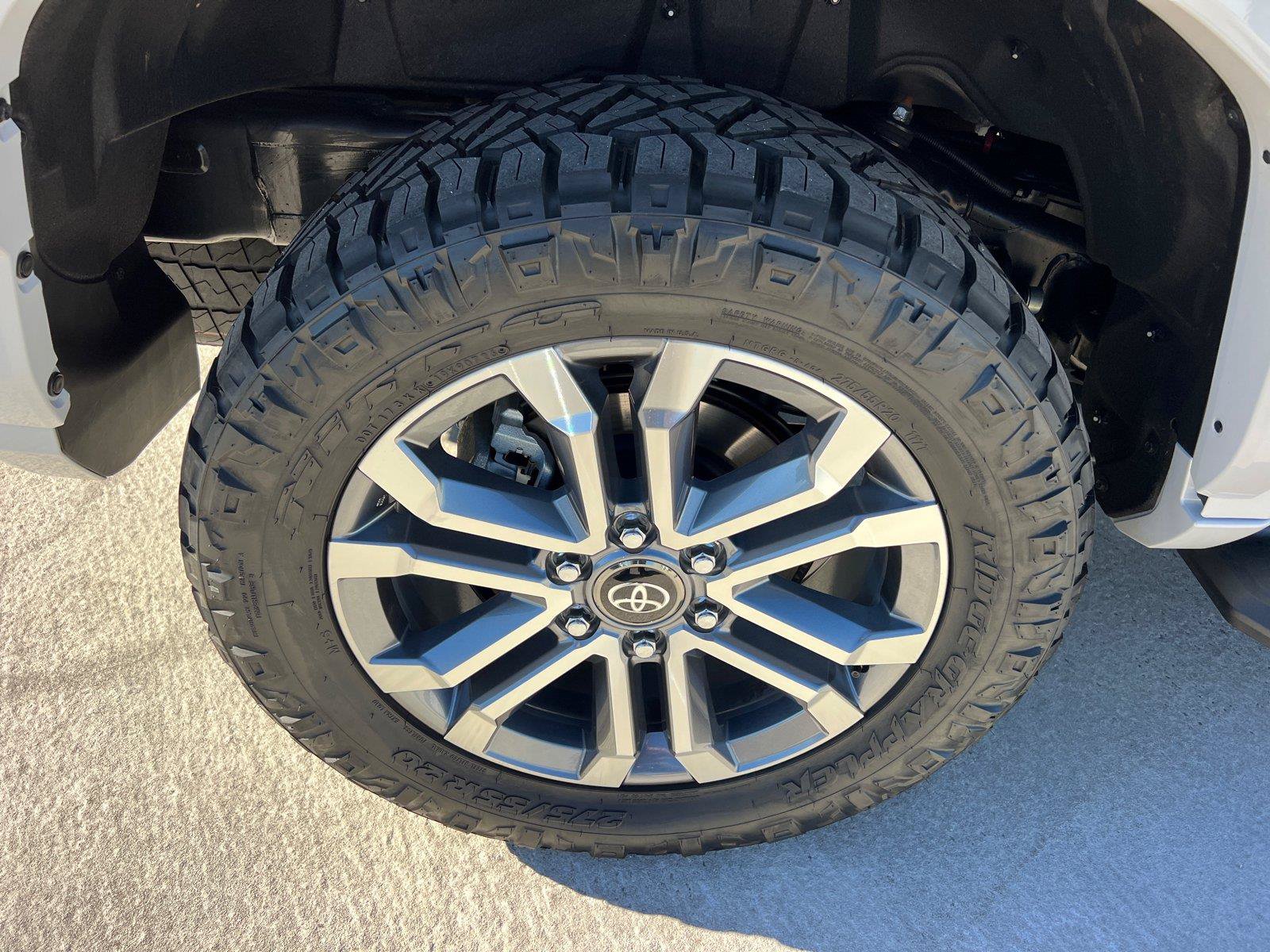 Used 2026 Toyota 4Runner Limited AWD/4WD image 17