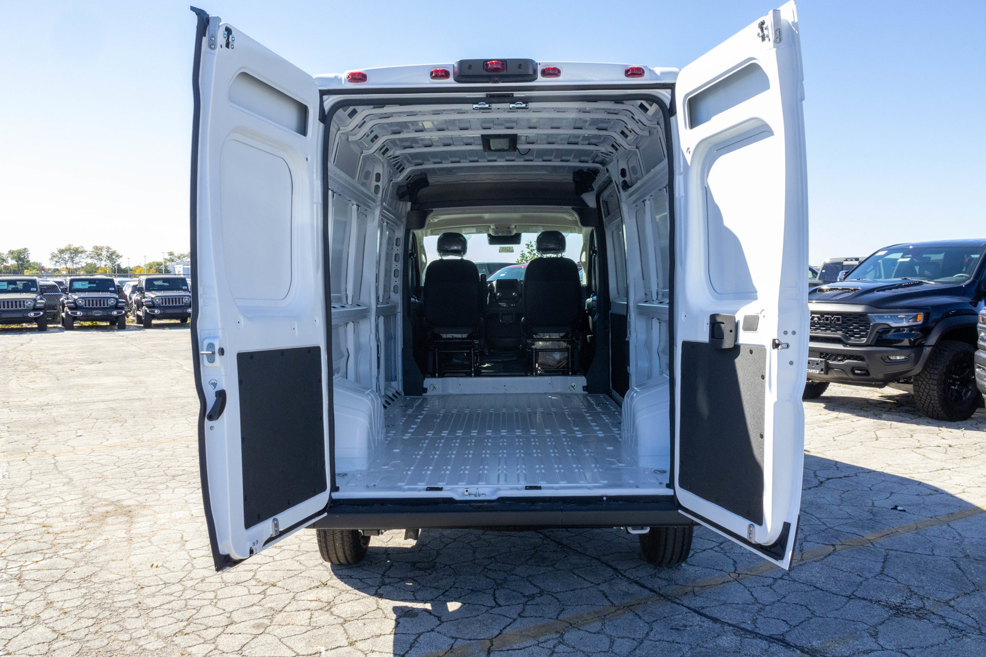 New 2027 RAM ProMaster 2500 FWD image 14