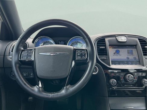 Used 2012 Chrysler 300 S w/ Luxury Group image 23