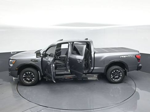 Used 2022 Nissan Titan PRO-4X w/ Pro-4x Convenience Package AWD/4WD image 61