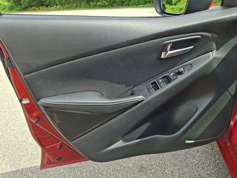 Used 2018 Toyota Yaris iA FWD image 14