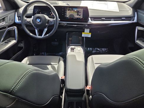 New 2026 BMW X2 xDrive28i w/ Technology Package AWD/4WD image 13