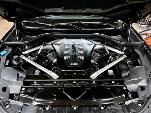 Used 2025 BMW X6 M60i image 13