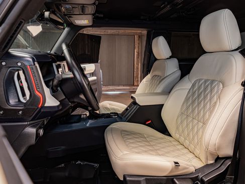 Used 2024 Ford Bronco Heritage Edition image 20