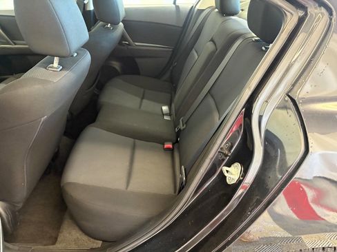 Used 2010 MAZDA MAZDA3 i Touring image 20