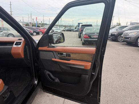 Used 2013 Land Rover Range Rover Sport HSE LUX AWD/4WD image 30