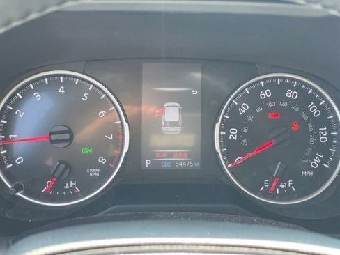 Used 2022 Toyota RAV4 LE FWD image 10