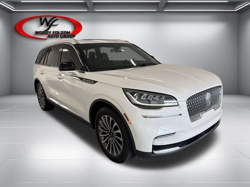 Used 2024 Lincoln Aviator Reserve w/ Equipment Group 201A RWD image 3