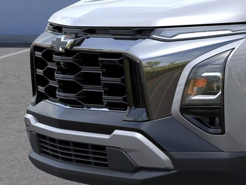 New 2026 Chevrolet Equinox ACTIV w/ Convenience Package III AWD/4WD image 57