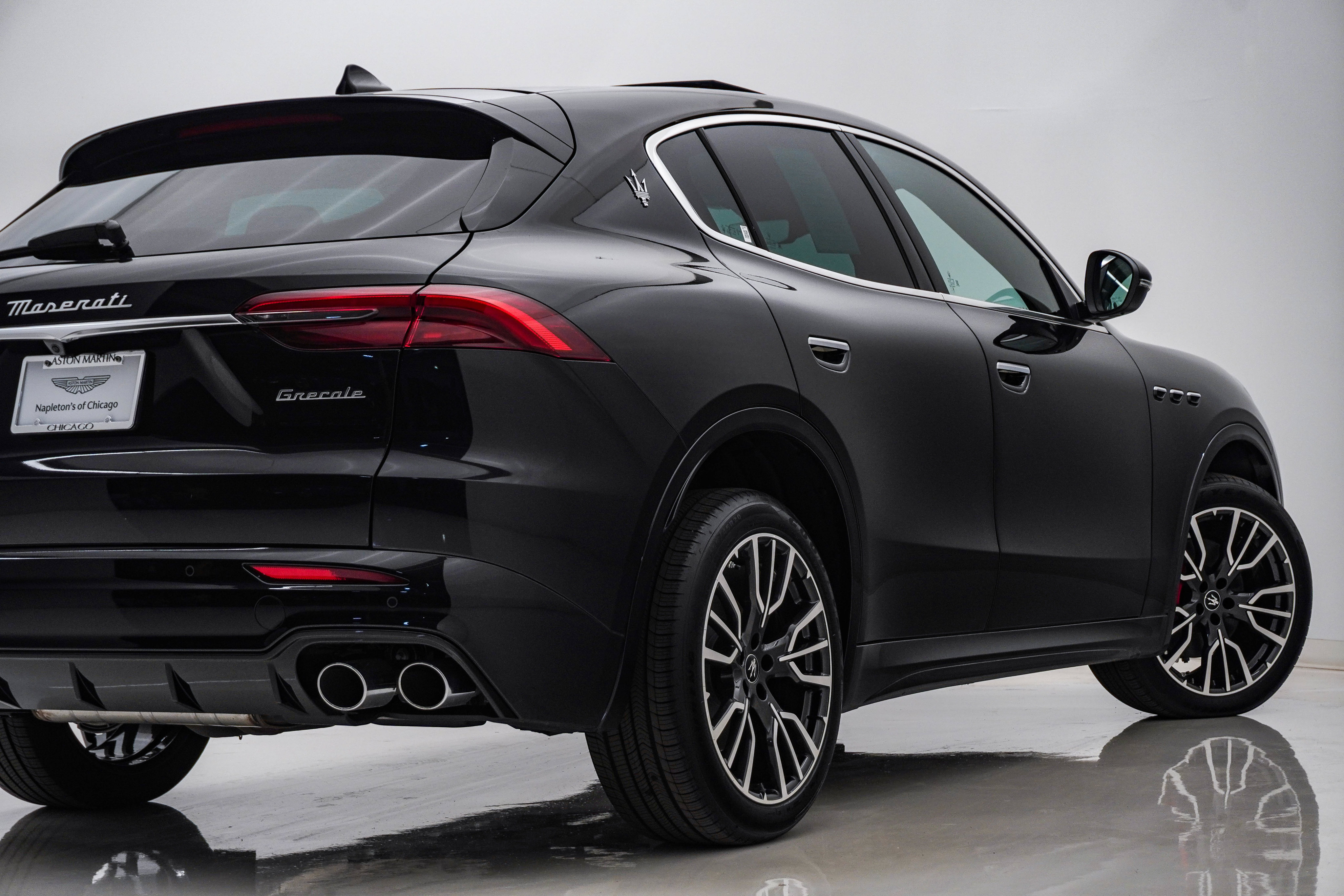 Used 2025 Maserati Grecale GT AWD/4WD image 10