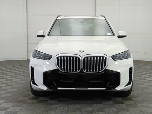 New 2026 BMW X5 xDrive40i w/ M Sport Package image 2