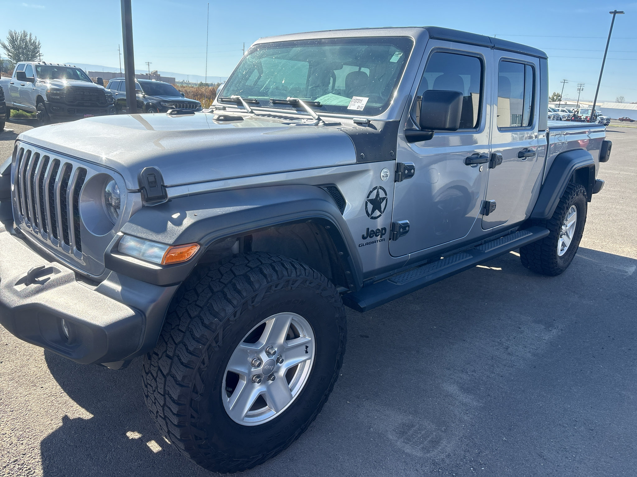 Used 2020 Jeep Gladiator Sport w/ Quick Order Package 24S AWD/4WD image 1