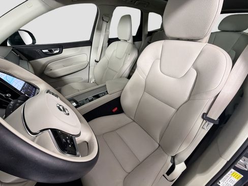 Certified 2023 Volvo XC60 B5 Plus w/ Climate Package AWD/4WD image 21