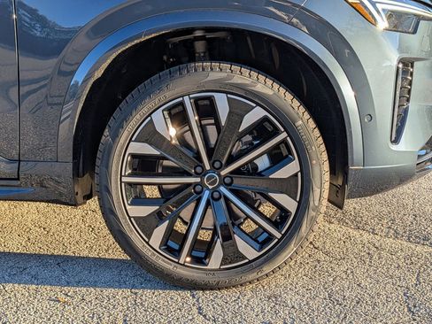 New 2026 Volvo XC90 B6 Ultra w/ Protection Package AWD/4WD image 19