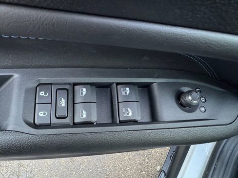 New 2026 Jeep Compass Limited w/ Sun, Sound & Navigation Group image 11