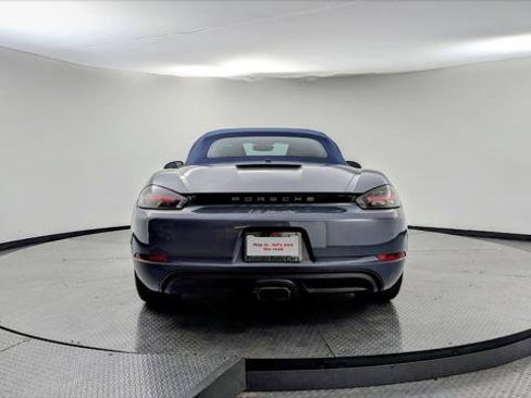 Used 2017 Porsche 718 Boxster image 30